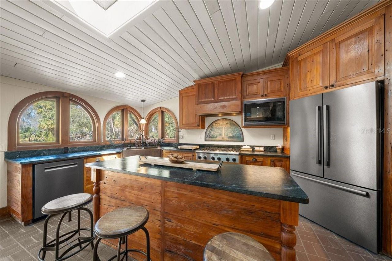 5824 SE 185th Avenue, Micanopy, FL 32667 Photo