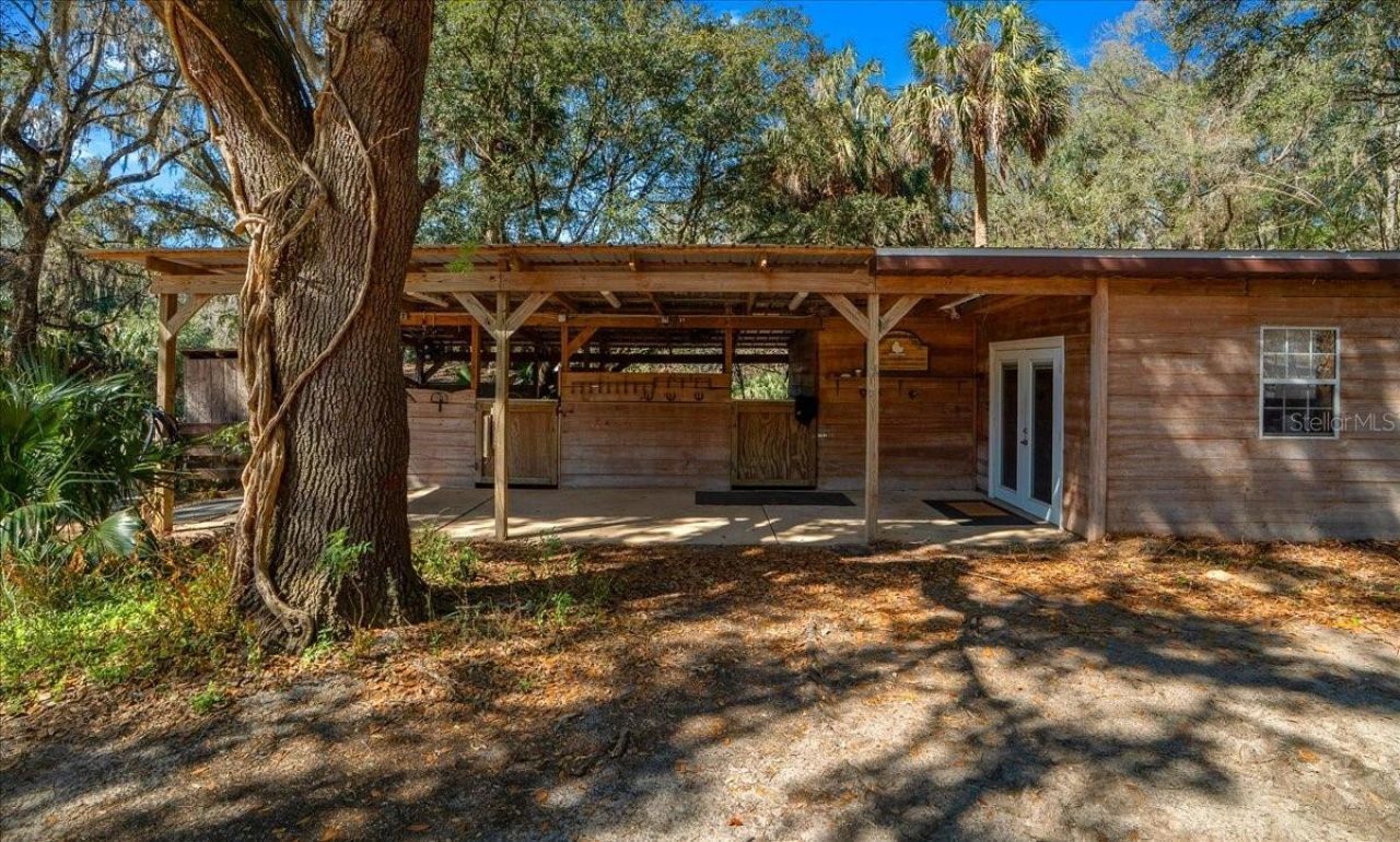 5824 SE 185th Avenue, Micanopy, FL 32667 Photo