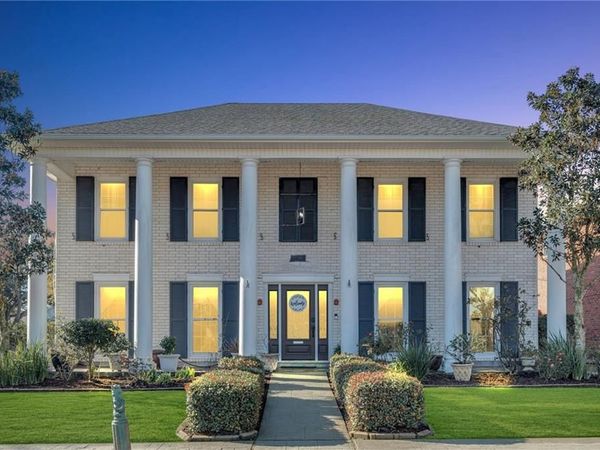 4700 FOLSE Drive, Metairie, LA 70006