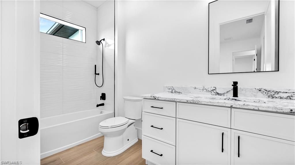117 NE 5th Ter, Cape Coral, FL 33909 Photo