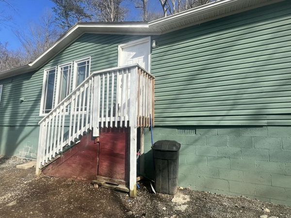 9042 Old Maynardville Pike, Knoxville, TN 37938