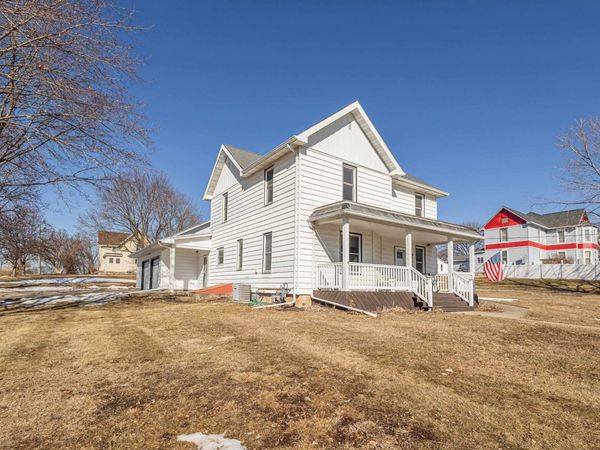 173 2nd Street, Benton, WI 53803