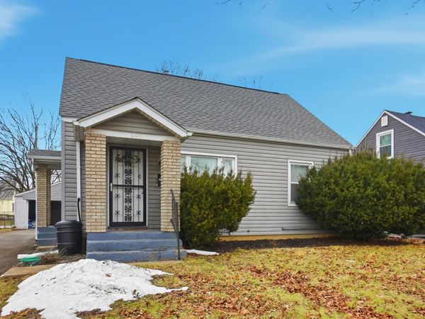 990 E 21st Avenue, Columbus, OH 43211