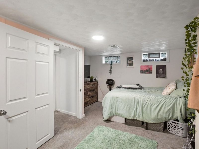 990 E 21st Avenue, Columbus, OH 43211 Photo 19