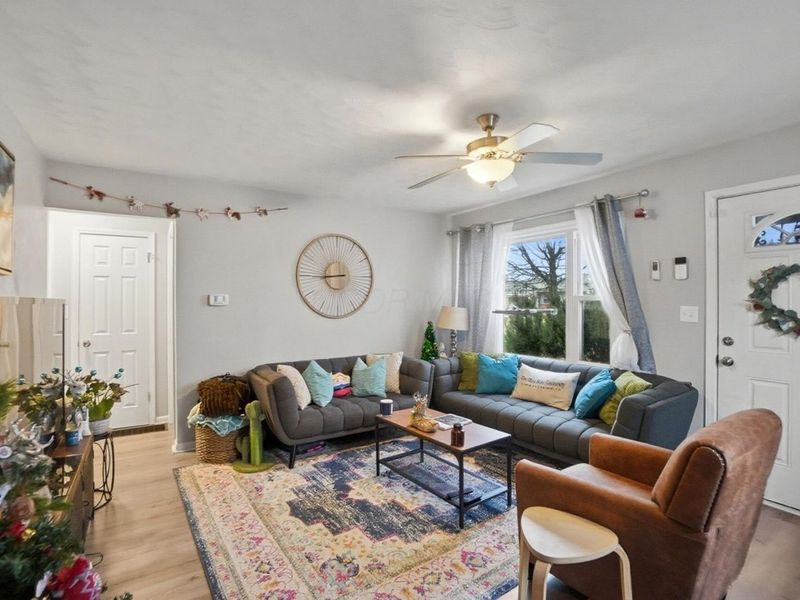 990 E 21st Avenue, Columbus, OH 43211 Photo 3