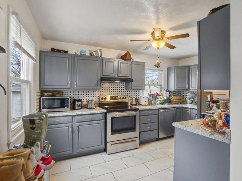 990 E 21st Avenue, Columbus, OH 43211 Photo 7