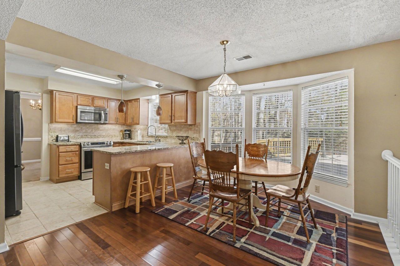 104 N Pembroke Drive Photo 11