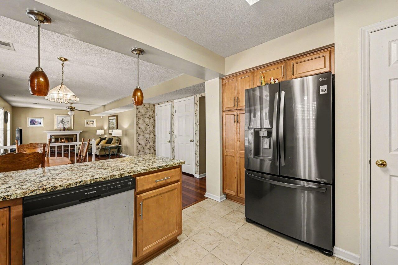 104 N Pembroke Drive Photo 16