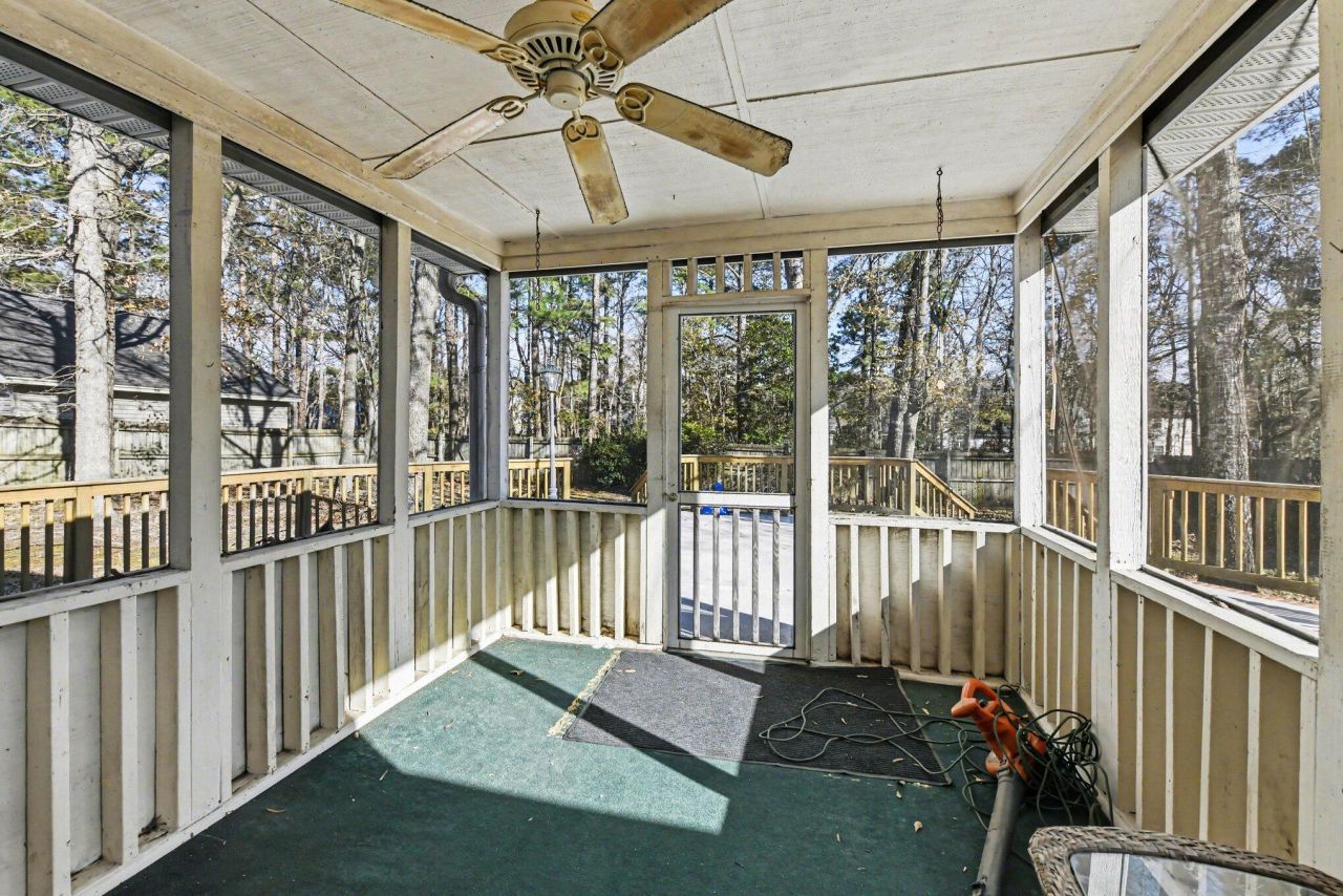 104 N Pembroke Drive Photo 28