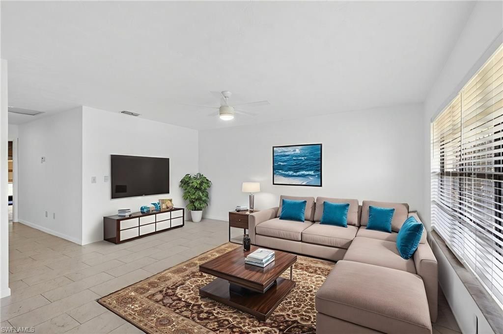 3916 SE 11th Pl, Unit 503, Cape Coral, FL 33904 Photo