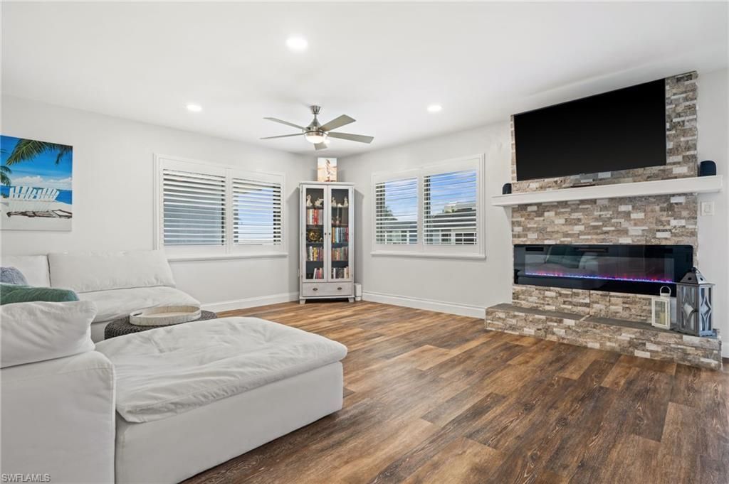 3364 N Key Dr, Unit 8, North Fort Myers, FL 33903 Photo