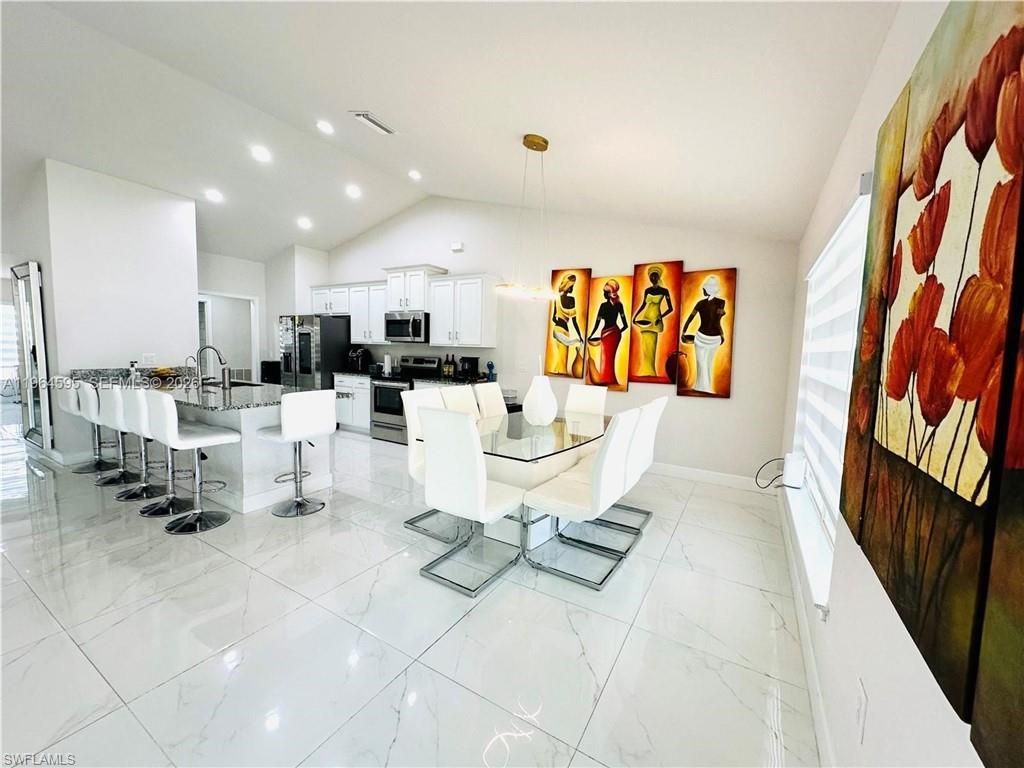 1137 NE 4th Pl, Cape Coral, FL 33909 Photo