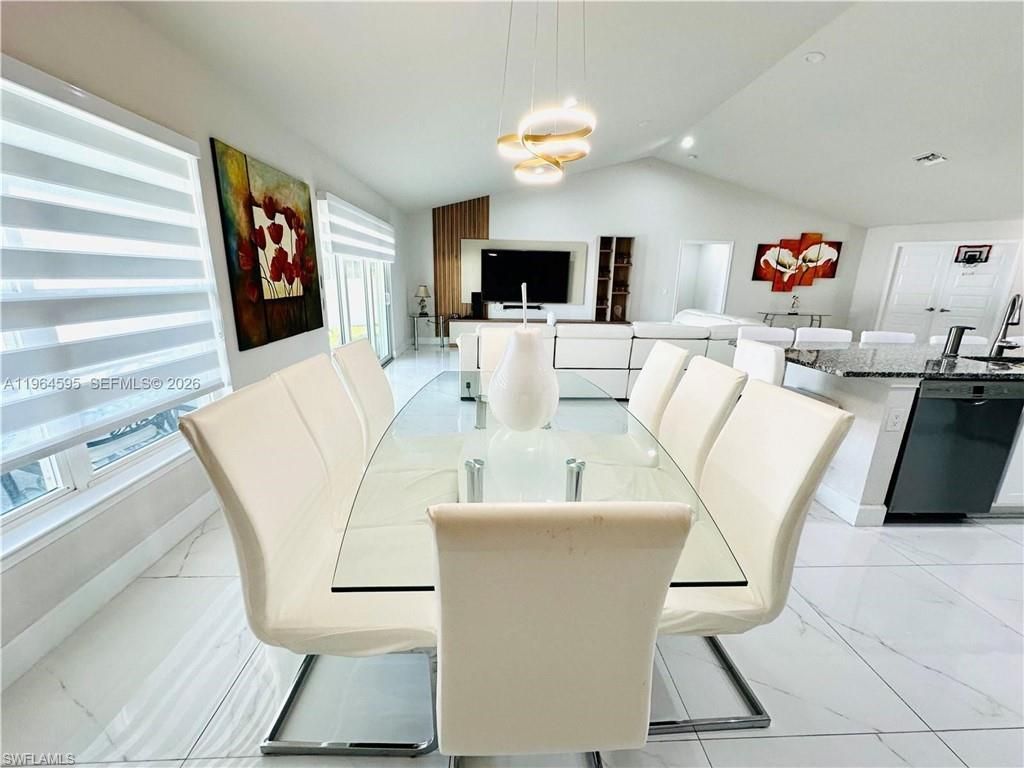 1137 NE 4th Pl, Cape Coral, FL 33909 Photo