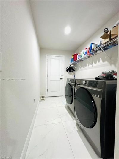 1137 NE 4th Pl, Cape Coral, FL 33909 Photo