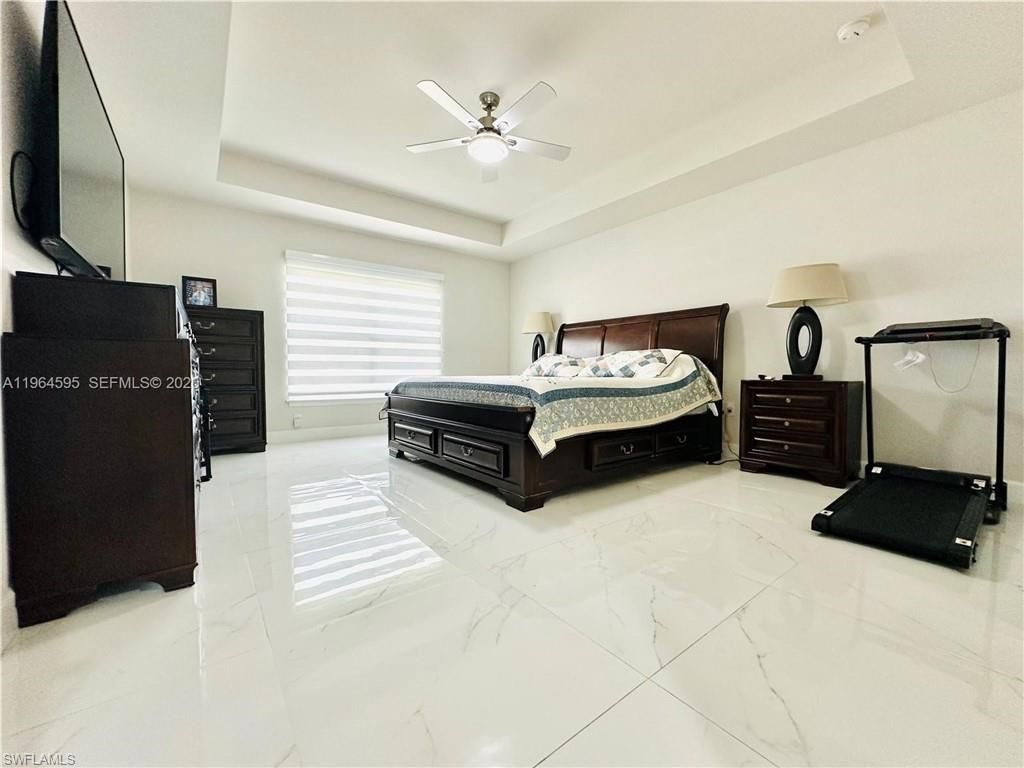 1137 NE 4th Pl, Cape Coral, FL 33909 Photo