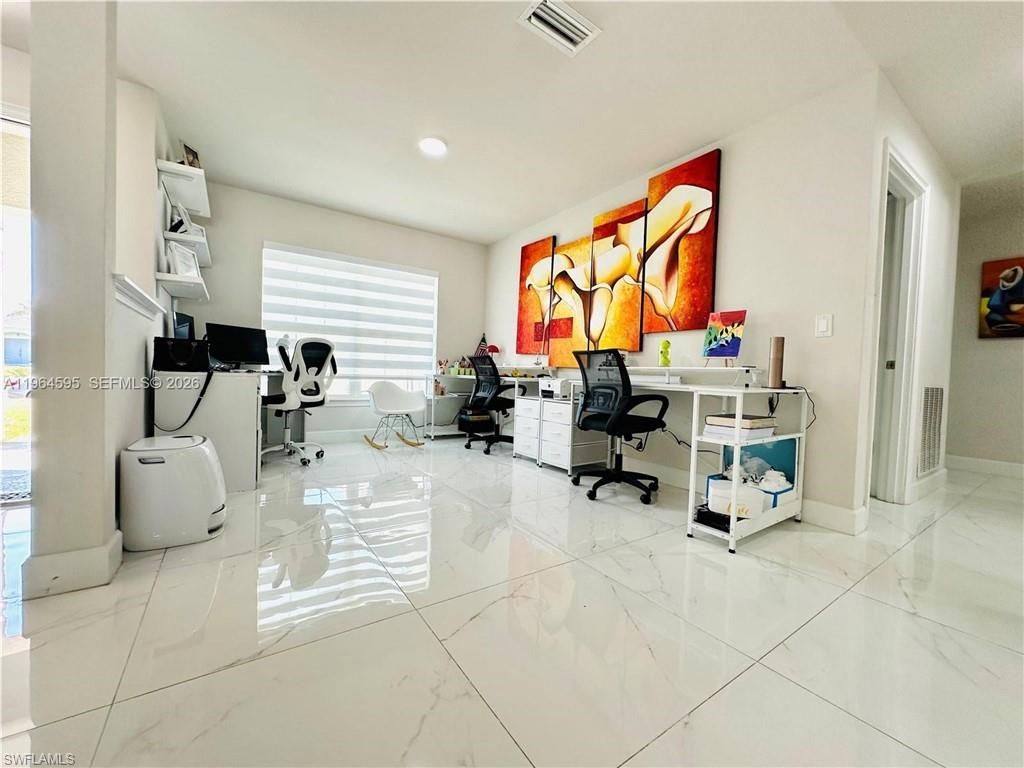 1137 NE 4th Pl, Cape Coral, FL 33909 Photo