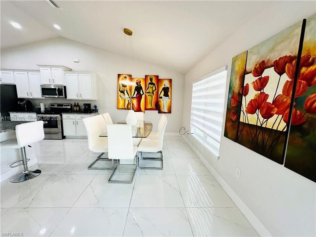 1137 NE 4th Pl, Cape Coral, FL 33909 Photo