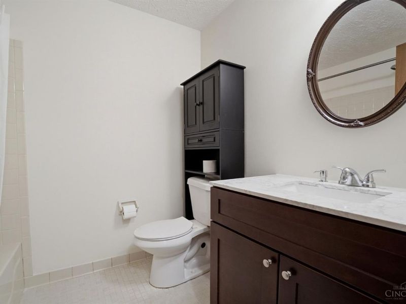 3594 Homelawn Avenue, Unit 14, Cheviot, OH 45211 Photo 14