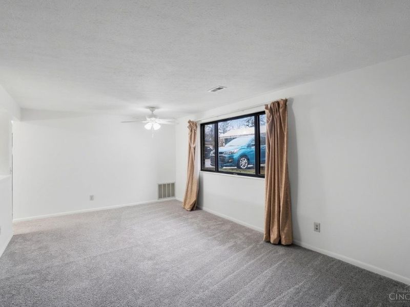 3594 Homelawn Avenue, Unit 14, Cheviot, OH 45211 Photo 8