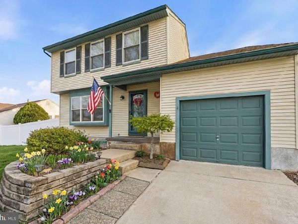 8 OAKTON DRIVE, MANTUA, NJ 08051