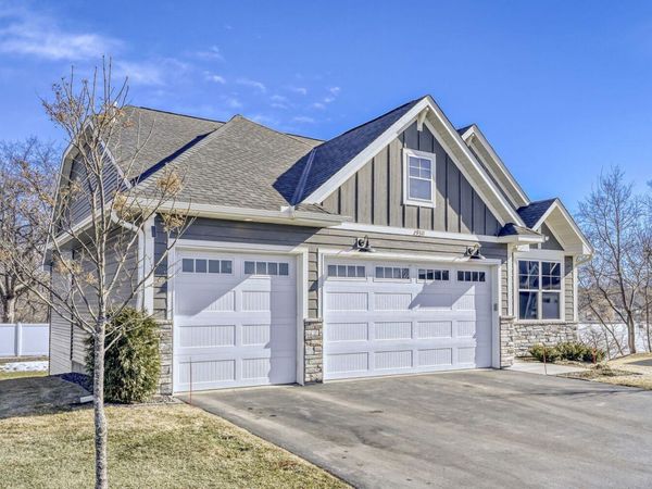 29311 Kenwood Way, Chisago City, MN 55013