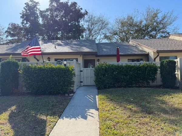 1017 Green Pine Boulevard, Unit F, West Palm Beach, FL 33409