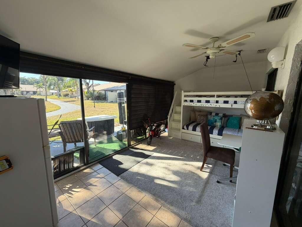 1017 Green Pine Boulevard, Unit F, West Palm Beach, FL 33409 Photo