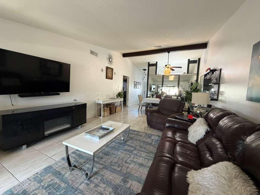 1017 Green Pine Boulevard, Unit F, West Palm Beach, FL 33409 Photo