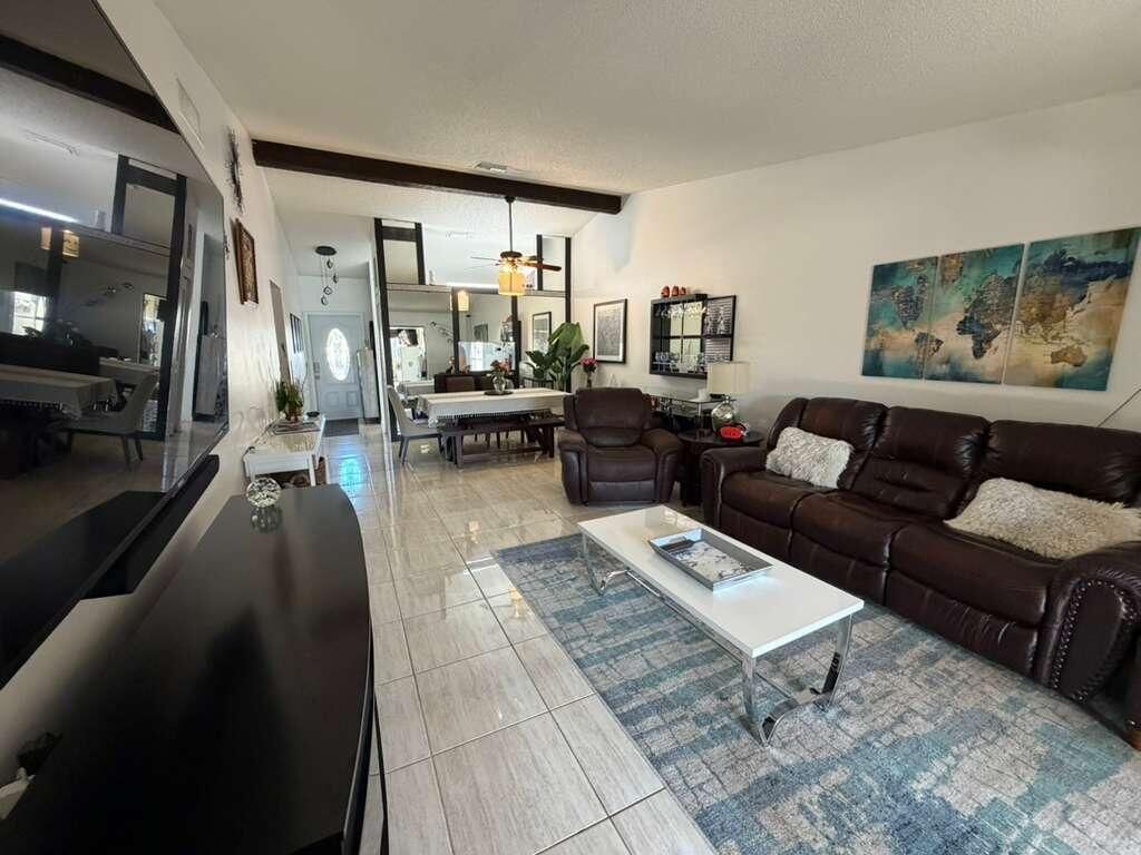 1017 Green Pine Boulevard, Unit F, West Palm Beach, FL 33409 Photo