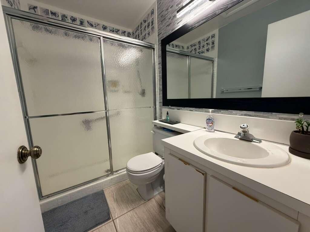 1017 Green Pine Boulevard, Unit F, West Palm Beach, FL 33409 Photo