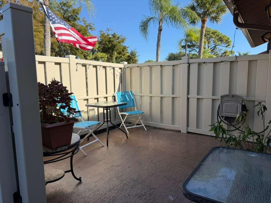 1017 Green Pine Boulevard, Unit F, West Palm Beach, FL 33409 Photo