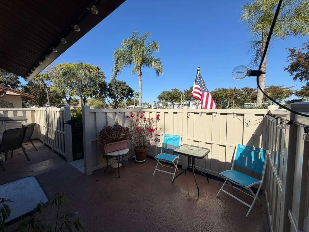 1017 Green Pine Boulevard, Unit F, West Palm Beach, FL 33409 Photo