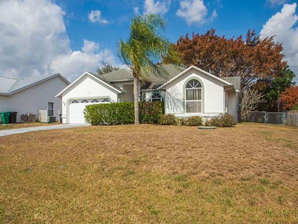 5718 NW North Macedo Boulevard, Port Saint Lucie, FL 34983