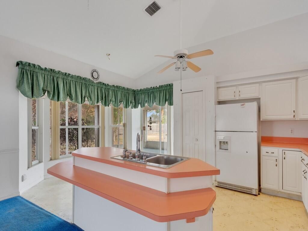 5718 NW North Macedo Boulevard, Port Saint Lucie, FL 34983 Photo