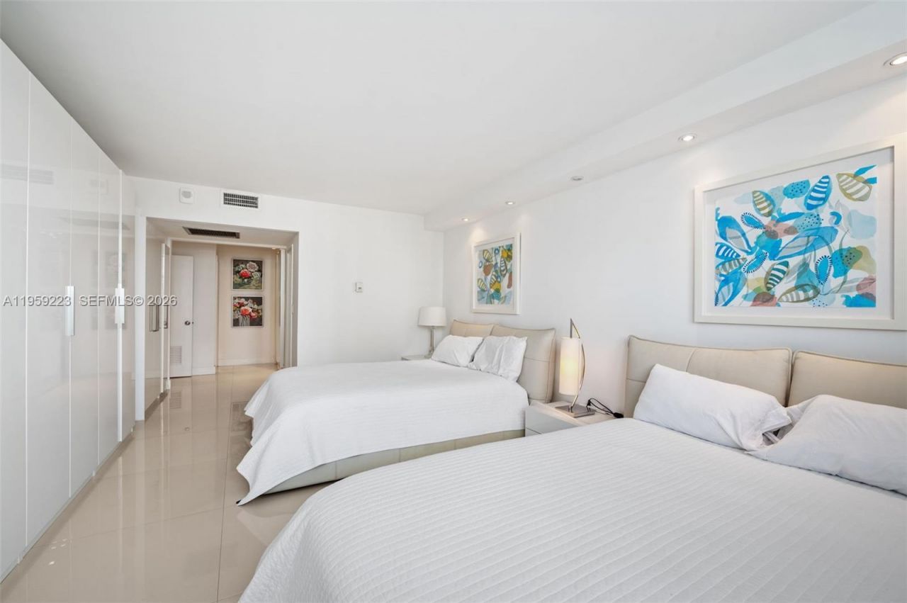 19390 Collins Ave , Unit 1221, Sunny Isles Beach, FL 33160 Photo