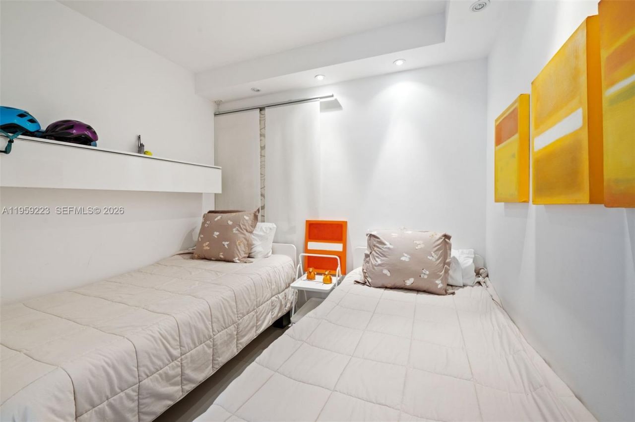 19390 Collins Ave , Unit 1221, Sunny Isles Beach, FL 33160 Photo