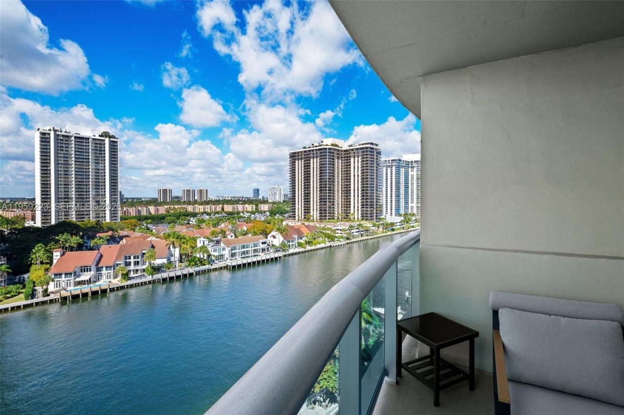 19390 Collins Ave , Unit 1221, Sunny Isles Beach, FL 33160 Photo