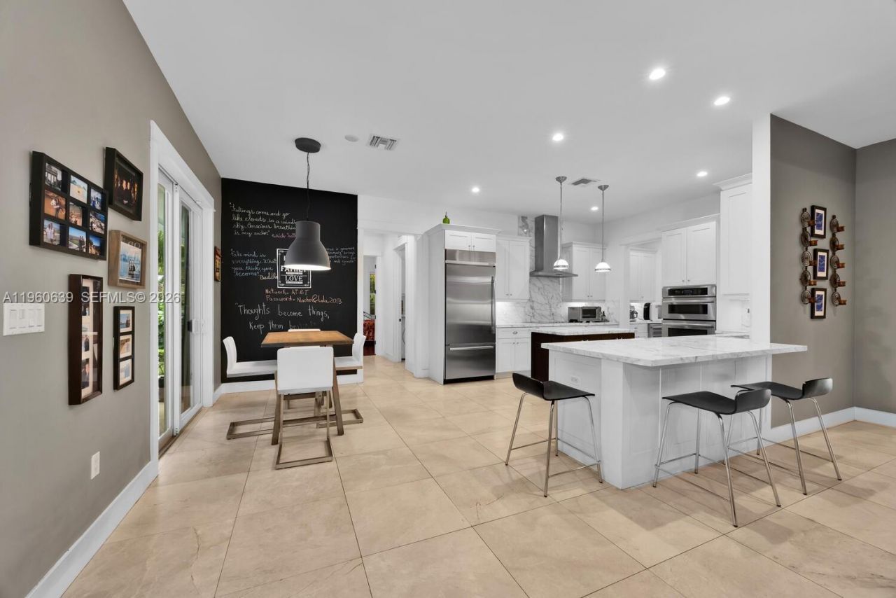 8020 SW 62nd Ave, Miami, FL 33143 Photo