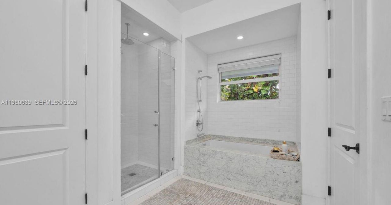 8020 SW 62nd Ave, Miami, FL 33143 Photo