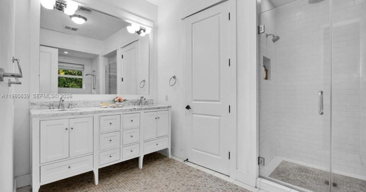 8020 SW 62nd Ave, Miami, FL 33143 Photo