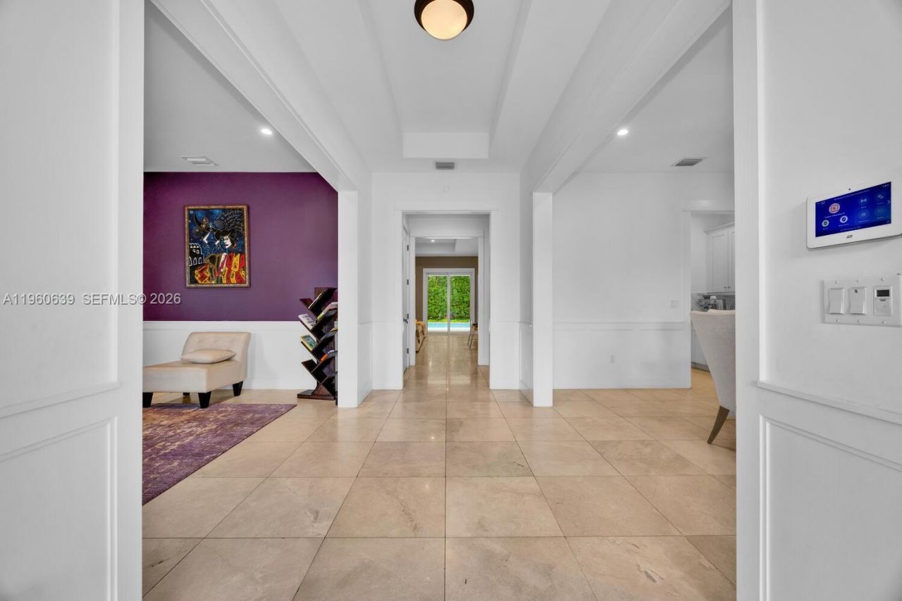 8020 SW 62nd Ave, Miami, FL 33143 Photo