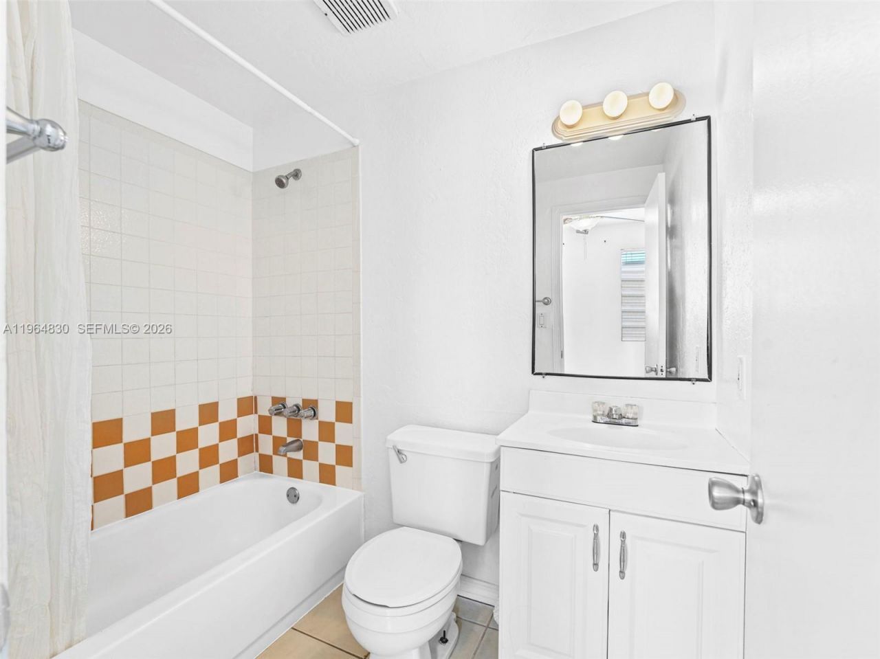 1027 Pennsylvania Ave, Unit 206, Miami Beach, FL 33139 Photo