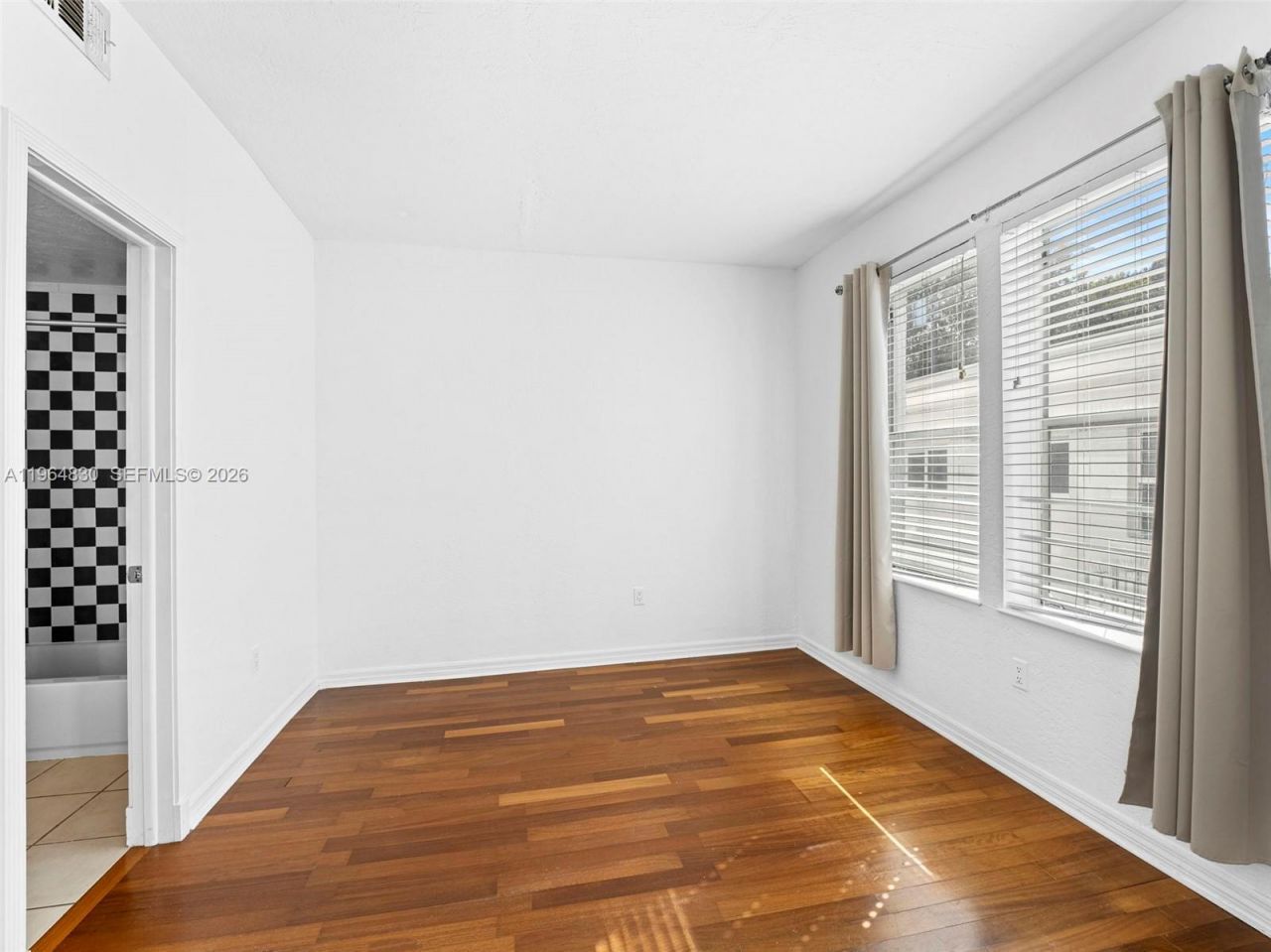 1027 Pennsylvania Ave, Unit 206, Miami Beach, FL 33139 Photo