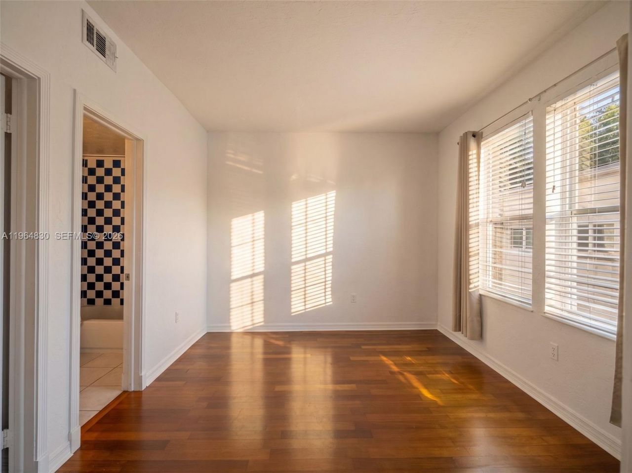 1027 Pennsylvania Ave, Unit 206, Miami Beach, FL 33139 Photo