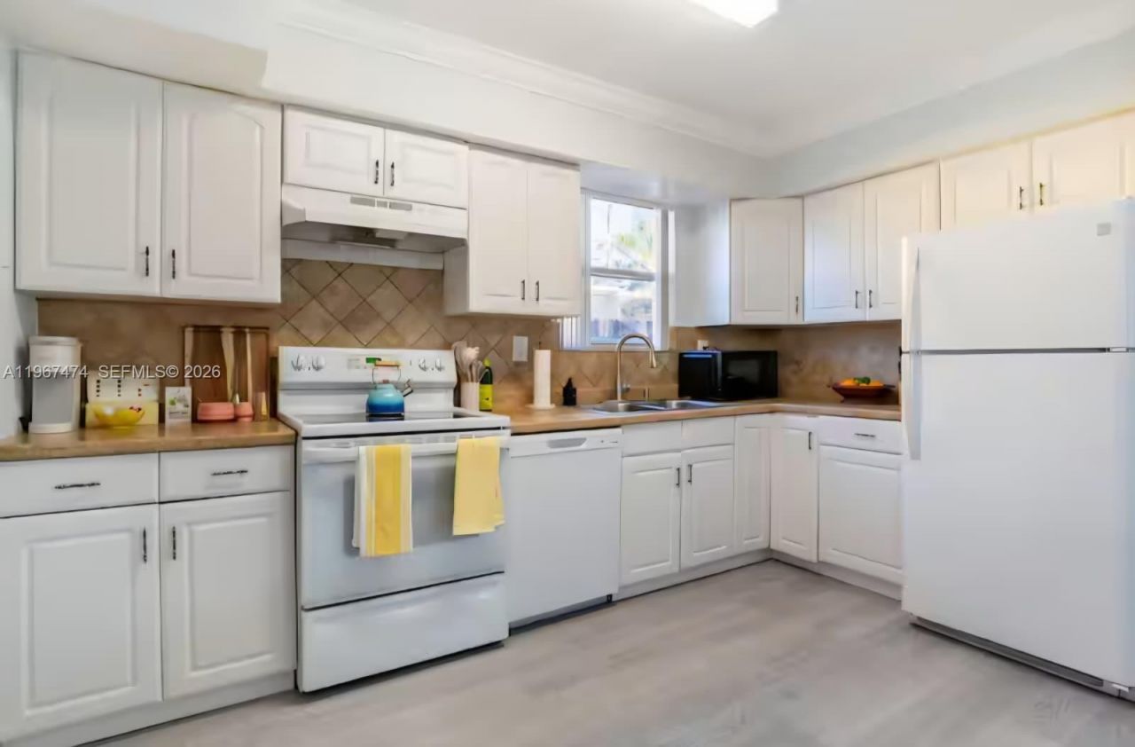 7881 E Sheridan St, Unit 7881, Hollywood, FL 33024 Photo