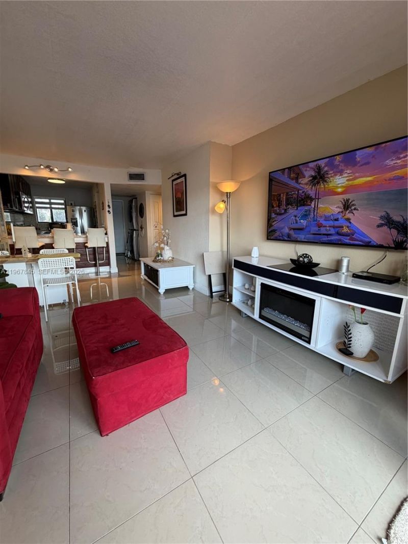 5701 W 28th Ave, Unit 5701, Hialeah, FL 33016 Photo