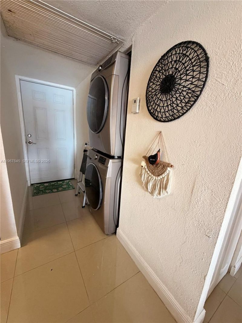 5701 W 28th Ave, Unit 5701, Hialeah, FL 33016 Photo