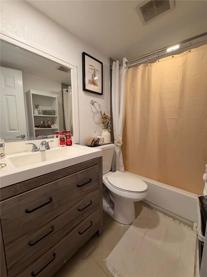 5701 W 28th Ave, Unit 5701, Hialeah, FL 33016 Photo