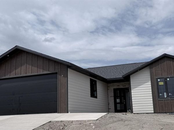 3522 TAYLOR MADE DR, Rapid City, SD 57703