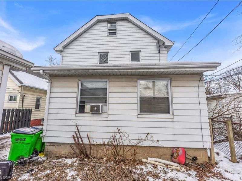 10302 Parkview Avenue, Unit 2/UP, Garfield Heights, OH 44125 Photo 22